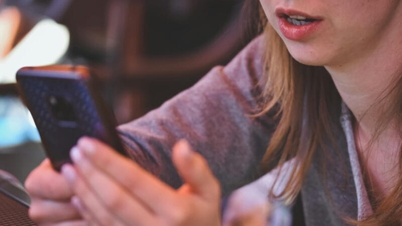 Anthropic Claude Pro Review Is It Worth 20 Dollars: Complete Analysis 2026