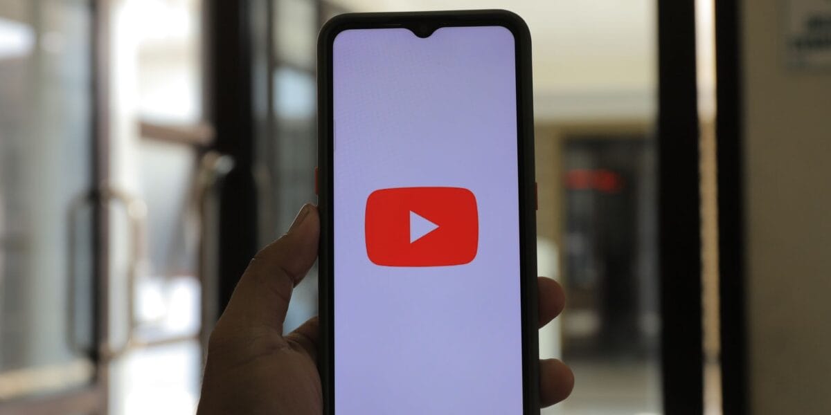 YouTube Transcript MCP Server: Setup Guide, Use Cases & Limitations